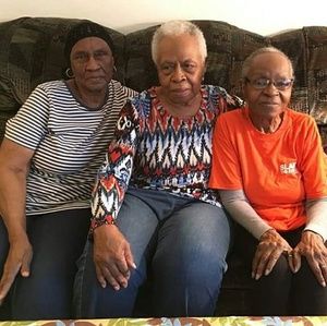 Meet your Posher, Kay